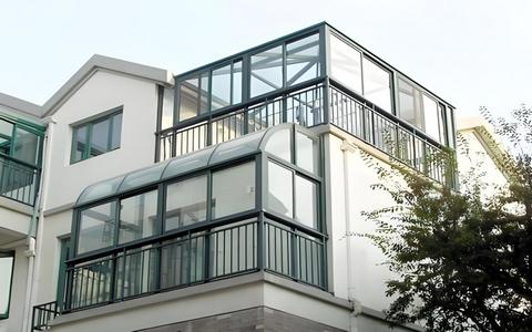 頂層露臺(tái)建陽(yáng)光房